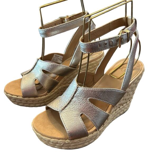 Ugg Careena Gold Metallic Leather Wedge Espadrilles Sandals Ankle Strap NEW 6.5 - Picture 7 of 11